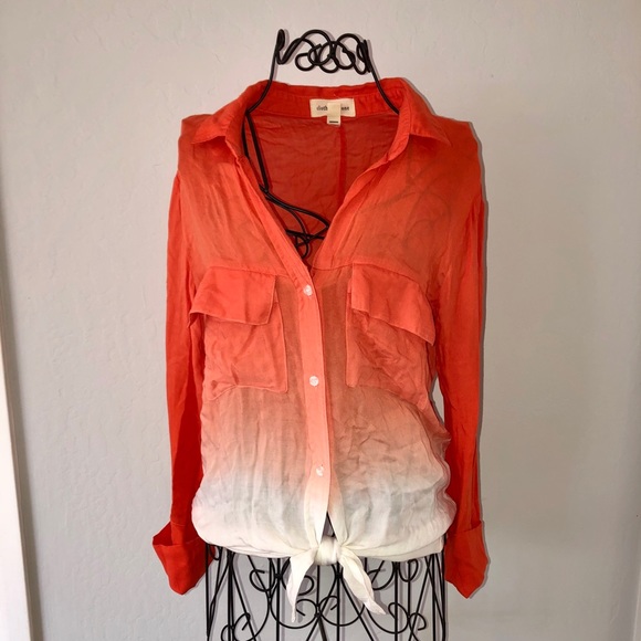 CLOTH & STONE BUTTON TOP - Picture 1 of 2